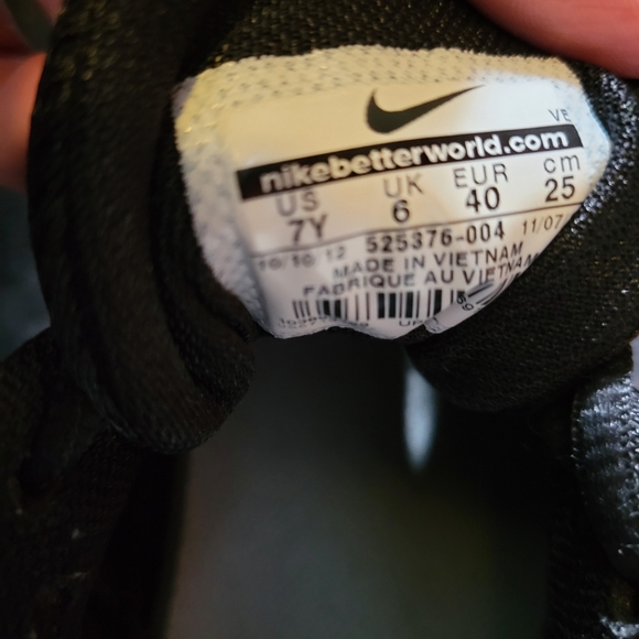 Nike Ladies Running Shoes 👟 - Picture 4 of 5